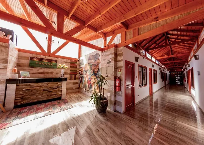 Yakana Hotel
