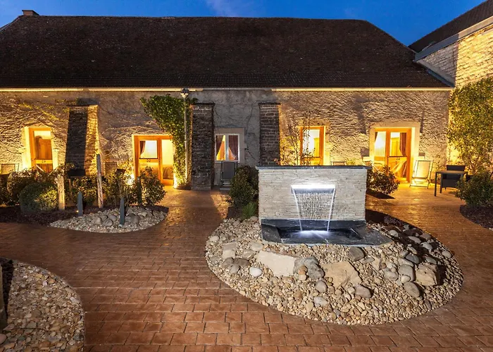 Hotel De La Cloche Beaune 